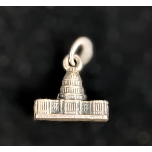US Capitol Building Silver Charm Pendant - Picture 11 of 14